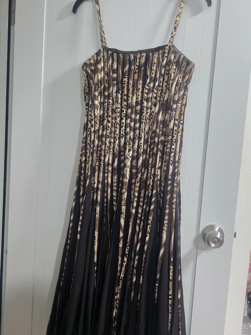 Sandra Darren Black and Brown Pleated Strappy Maxi Dress